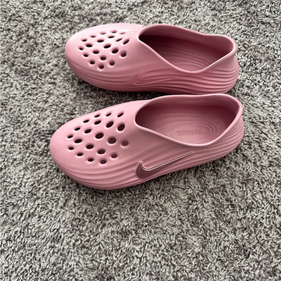 Nike ReactX Rejuven8 - Picture 2 of 7